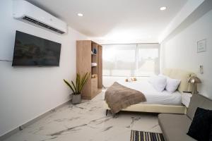 Μια τηλεόραση ή/και κέντρο ψυχαγωγίας στο Barcelona Condos charming with modern design
