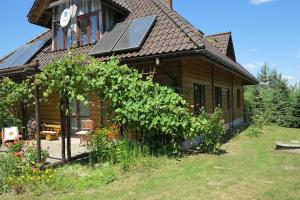 Vrt pred nastanitvijo Agroturystyka Józefówka Tyrawa Solna + 22 fotografij
