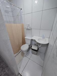 Ένα μπάνιο στο Casa Recife Padrão T2 +8 φωτογραφίες