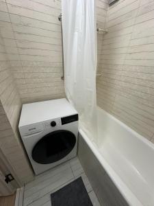 Koupelna v ubytování Comfort place with scenic vista + 5 fotografií