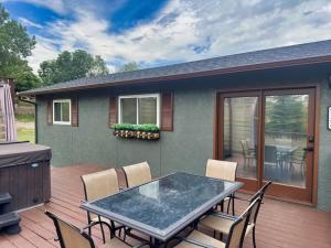 Φωτογραφία από το άλμπουμ του Mountain Serenity Retreat - Larkspur Retreat σε Larkspur