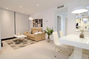 Posedenie v ubytovaní Infinity View by Mar Holidays - Arenales del Sol