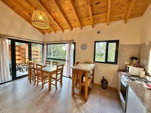 Fotografia z galérie ubytovania Casa de montaña By Los Amancays v destinácii Villa La Angostura