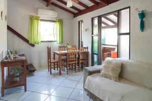 Casa delas Ilhabela的休息区