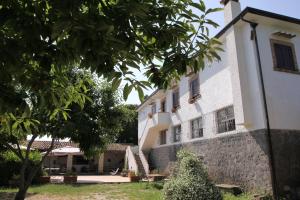 The building in which a panziókat is located