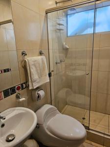 Ένα μπάνιο στο CasaHotel Chaclacayo +12 φωτογραφίες