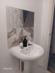 Φωτογραφία από το άλμπουμ του Luton Homes στο Λούτον +16 φωτογραφίες
