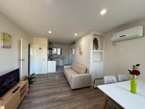 Η κουζίνα ή μικρή κουζίνα στο Py holiday homes