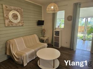 Χώρος καθιστικού στο L'Ile en Ylang