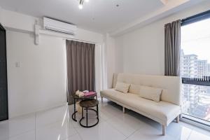 Gallery image of Namba River Side Garden Hotel 1002 in Osaka +29 photos