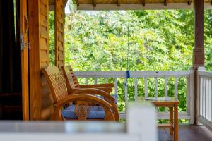 Bollata Beach House的阳台或露台