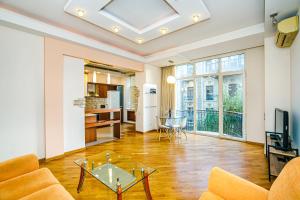 Η κουζίνα ή μικρή κουζίνα στο Old Town Apartment by Baku Housing
