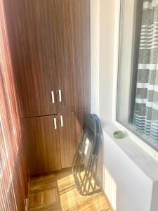 Φωτογραφία από το άλμπουμ του Garsoniera ultracentrală στο Πιτέστι