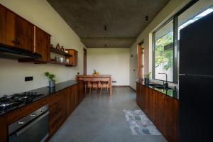 Kuchyň nebo kuchyňský kout v ubytování Thompson Heights Luxury Villa in Galle + 44 fotografií