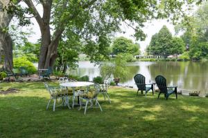 Kebun di luar Walden on the Pond