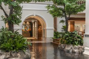 Ein Garten an der Unterkunft Grand Hyatt Erawan Bangkok