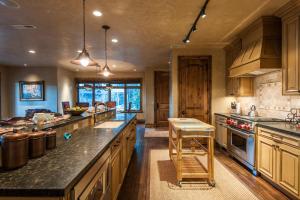 Gallery image of Ski-in/Ski-out 3 Bedroom Canyons Resort in Park City