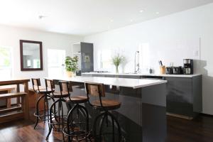 Køkken eller tekøkken på Hakuba Slopeside Chalet