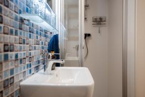 Bilik mandi di Tiny Haus Boddenblick +46 gambar