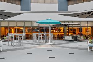 罗利 - 达勒姆希尔顿逸林酒店餐厅或其他用餐的地方