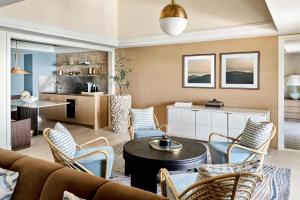 Kuchyň nebo kuchyňský kout v ubytování The Ritz-Carlton, Laguna Niguel