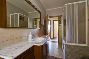 Ванная комната в B&B Roma Appia Davila25