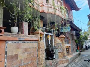 Το κτήριο όπου στεγάζεται  ο ξενώνας