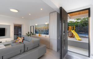 Gallery image of VILLA MON AMOUR by Villas Guide in Blato