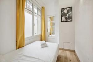 Katil atau katil-katil dalam bilik di Small fully equipped apartment