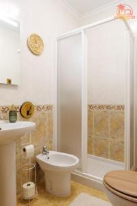 Koupelna v ubytování Casa Tulipanes - Santiago de la Ribera - San Javier + 8 fotografií