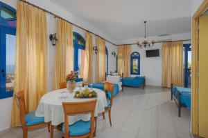 Gallery image of Palm Bay Sissi Hotel in Sissi