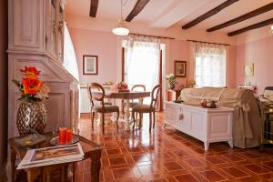 Χώρος καθιστικού στο Casa Laura