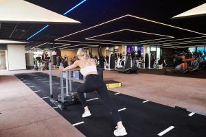 Wrightington Hotel & Health Club的健身中心和/或健身设施