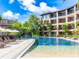 Pullman Phuket Panwa Beach Resort内部或周边的泳池