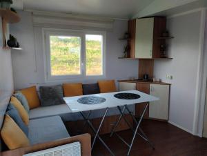 Nhà bếp/bếp nhỏ tại La lodge de l'étoile du berger