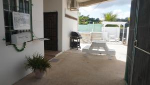 Photo de la galerie de l'établissement CLOSE Poolside Can Open, à Belize City 44 autres photos