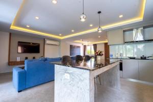 Eldhús eða eldhúskrókur á Lazure Pool Villa - Koh Chang