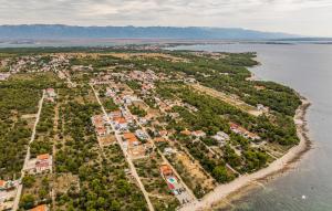 an aerial view of an island in the water at 2 Bedroom Gorgeous Apartment In Vir in Vir
