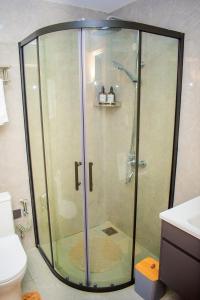 Ένα μπάνιο στο Telihaus Panoramic View Loft