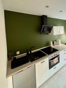 Dapur atau dapur kecil di Apartment Kraków-Stare Miasto