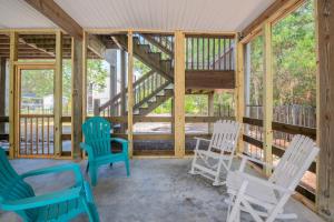 Μπαλκόνι ή βεράντα στο New Property-Short Drive to Beach and Dog Friendly- OKI