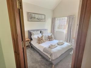 Postel nebo postele na pokoji v ubytování Kexby House Country Retreat, York + 27 fotografií