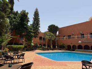 Kolam renang di atau di dekat Tiznit Hotel