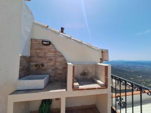 Afbeelding uit fotogalerij van Dommu Amsicora Piano 2 in Baunei +30 foto's