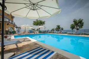Fotografie z fotogalerie ubytování Hotel Piccolo Mondo v destinaci Acquappesa + 95 fotografií