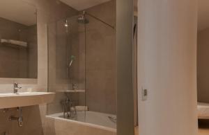 Koupelna v ubytování Hostal Bcn 46