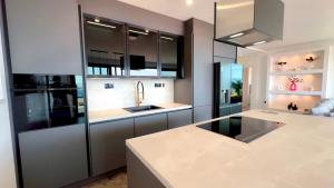 Dapur atau dapur kecil di Lux apartment Escada