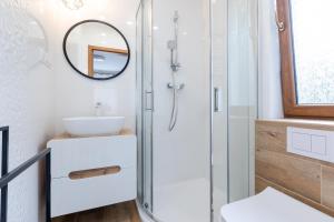 Ένα μπάνιο στο Domki i Pokoje -WISIENKA +20 φωτογραφίες