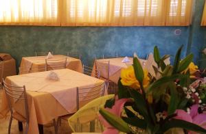 Foto dalla galleria di Delle Rose a Cefalù Altre 57 foto