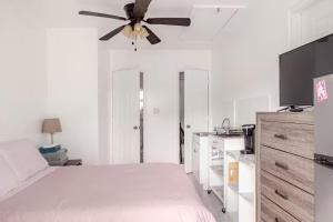 Fotografie z fotogalerie ubytování Brand new studio apartment v destinaci Vero Beach